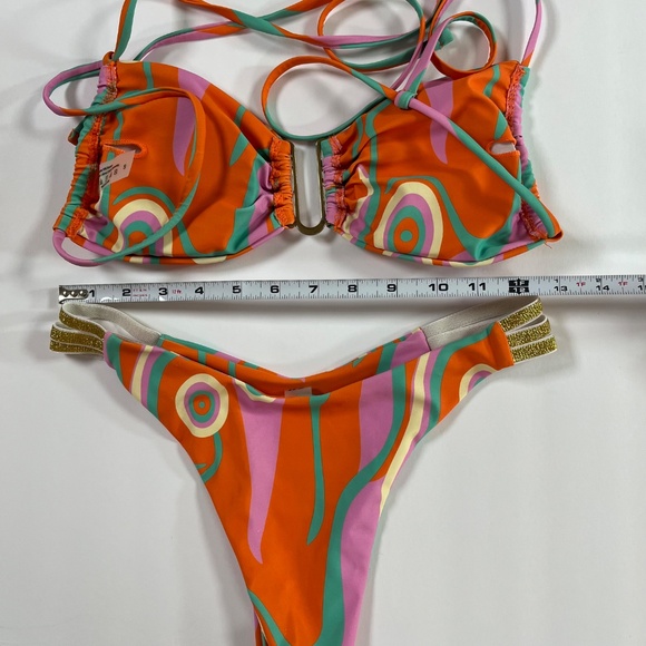 Swimwear Size Small Two-Piece Bikini - Picture 4 of 6